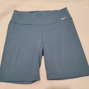 Nike Women’s Teal Mid-Rise Bike Shorts